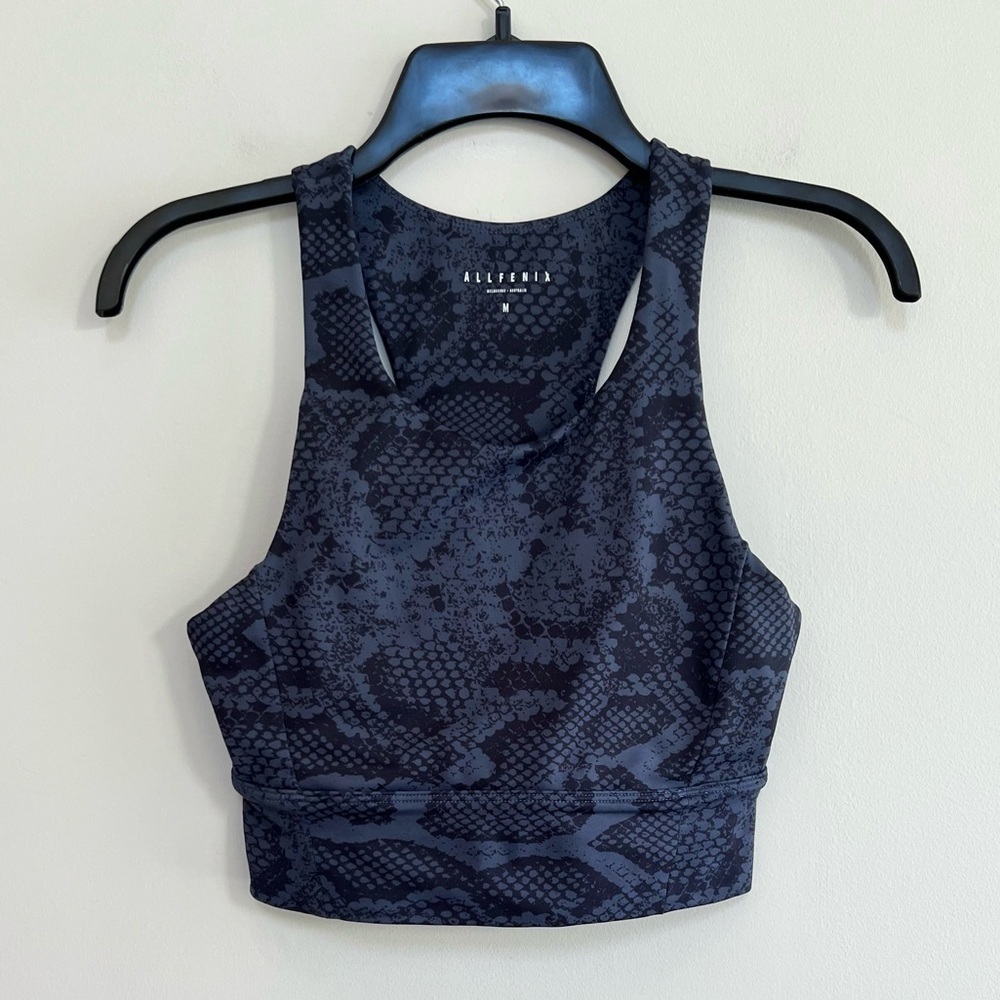ALL FENIX NWOT Snakeskin Print Longline Racerback Sports Bra, Blue Grey/Black, M